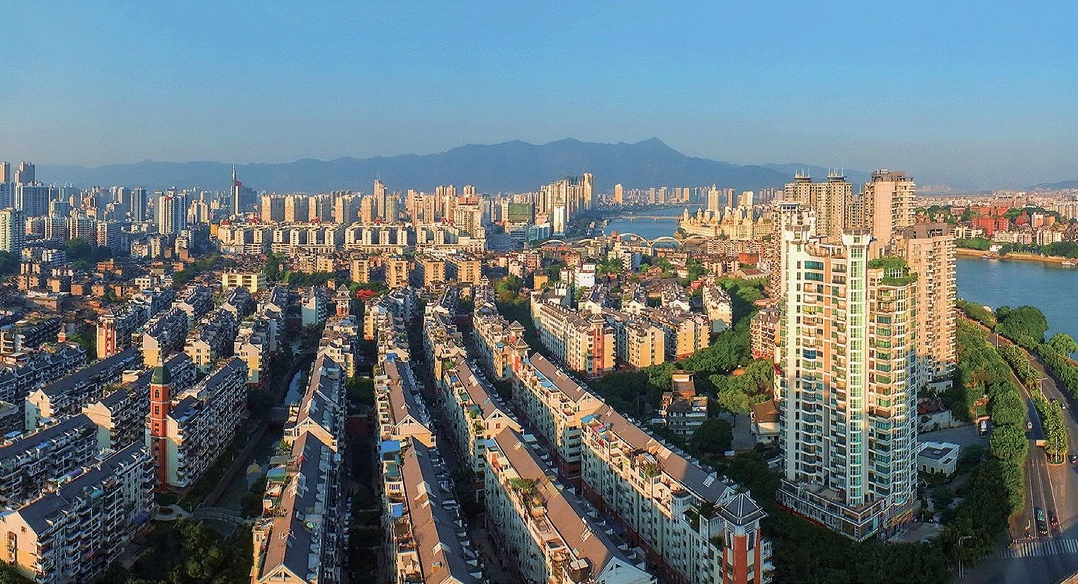 2018年,福州市台江区苍霞新城,高楼拔地而起,旧貌换新颜。