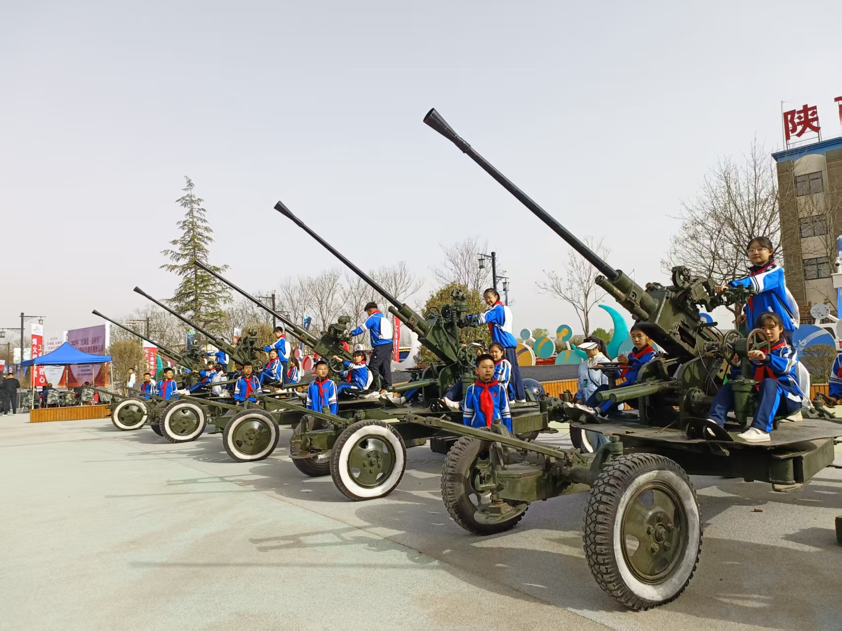 1744254328739618.png 图片2.png